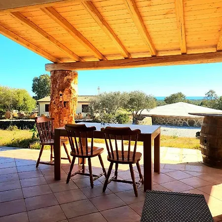 Cortesas - Villini Indipendenti In Mezzo Campagna E A Pochi Chilometri Da Chalet Orosei