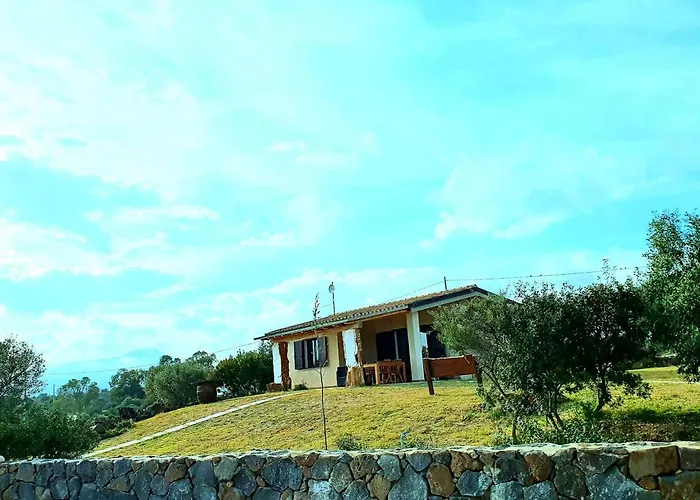 Cortesas - Villini Indipendenti In Mezzo Campagna E A Pochi Chilometri Da Chalet Orosei
