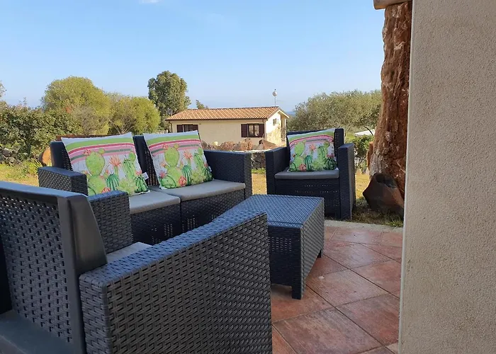 Cortesas - Villini Indipendenti In Mezzo Campagna E A Pochi Chilometri Da