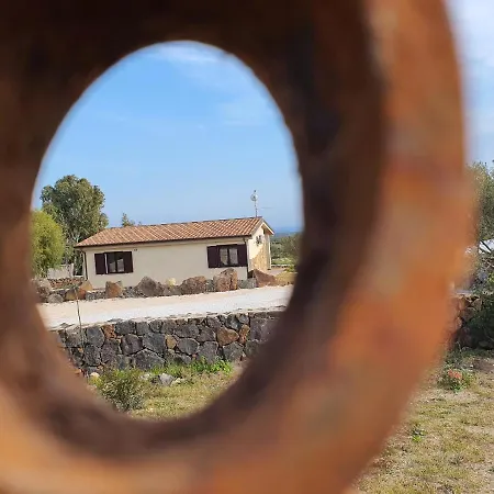 Cortesas - Villini Indipendenti In Mezzo Campagna E A Pochi Chilometri Da オロゼーイ