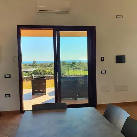 Cortesas - Villini Indipendenti In Mezzo Campagna E A Pochi Chilometri Da