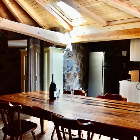 Chalet Cortesas - Villini Indipendenti In Mezzo Campagna E A Pochi Chilometri Da *