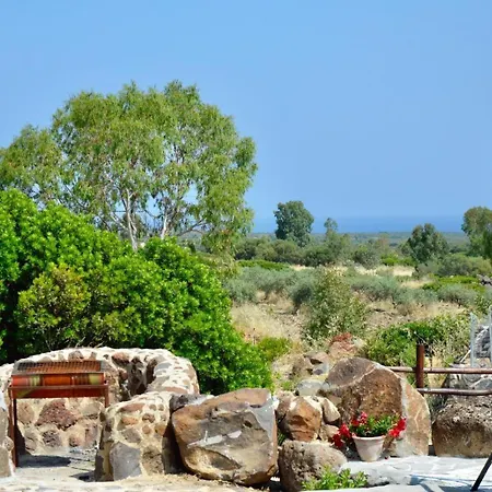 Cortesas - Villini Indipendenti In Mezzo Campagna E A Pochi Chilometri Da *