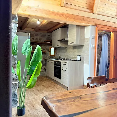Chalet Cortesas - Villini Indipendenti In Mezzo Campagna E A Pochi Chilometri Da