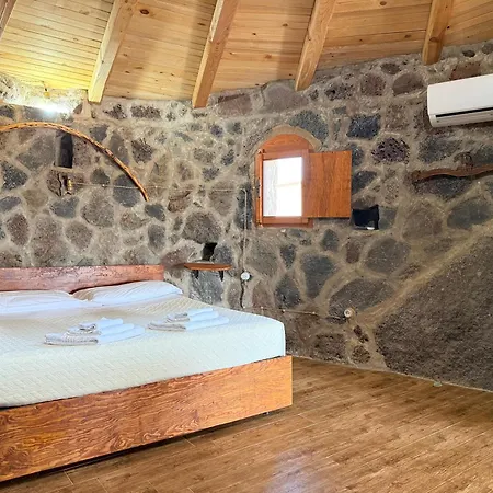 Alpesi faház Cortesas - Villini Indipendenti In Mezzo Campagna E A Pochi Chilometri Da