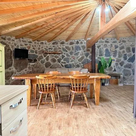 Chalet Cortesas - Villini Indipendenti In Mezzo Campagna E A Pochi Chilometri Da *